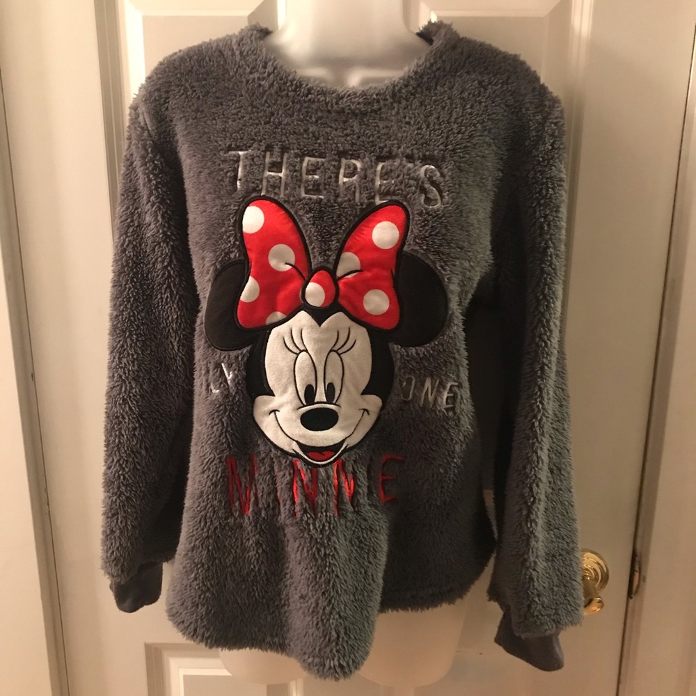 Minnie Mouse Fuzzy Top